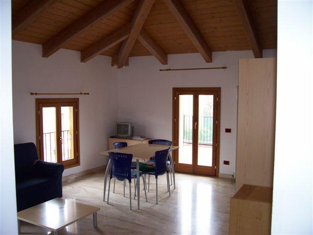 Residence La Vecchia Reggio เรจโจเอมิเลีย ภายนอก รูปภาพ