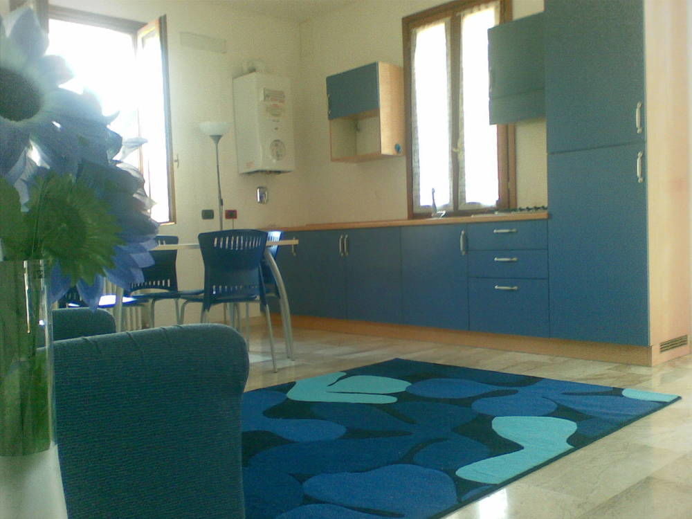 Residence La Vecchia Reggio เรจโจเอมิเลีย ภายนอก รูปภาพ