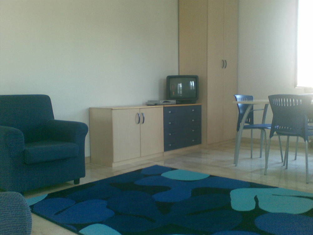 Residence La Vecchia Reggio เรจโจเอมิเลีย ภายนอก รูปภาพ